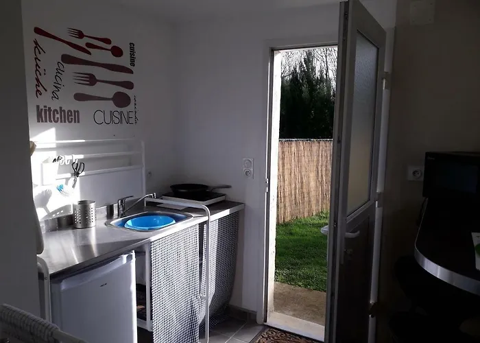 Maison De La Gare * Tombeboeuf